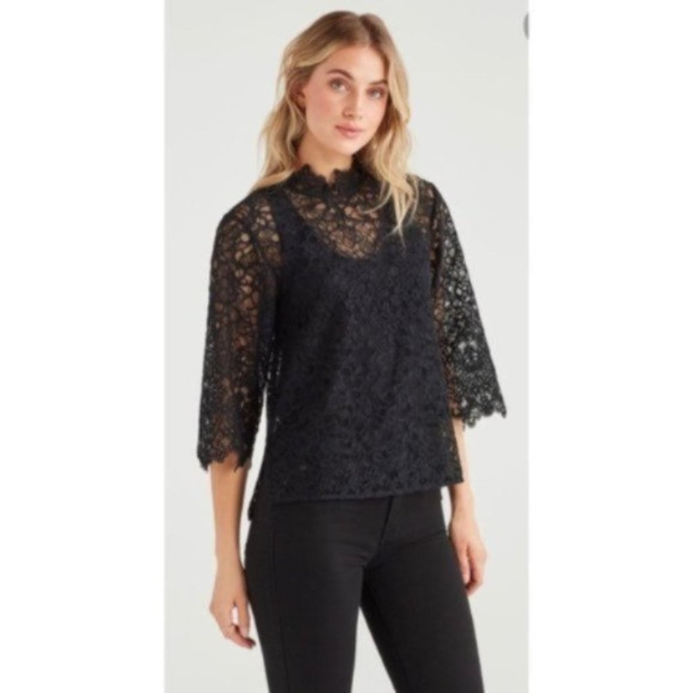 *Sold* 7 FOR ALL MANKIND Lace Scallop Collar Top NWT XS